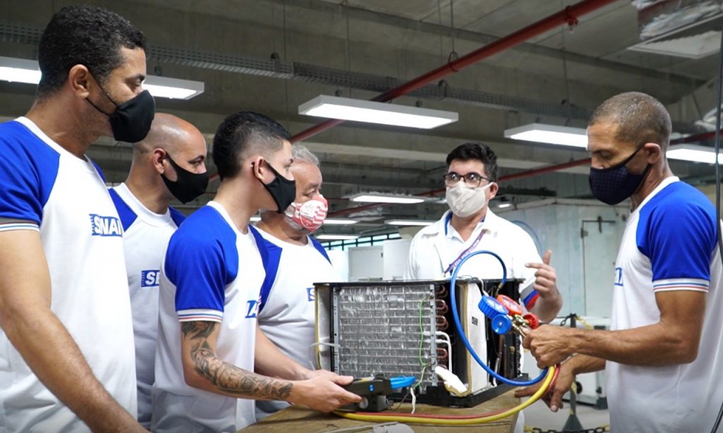 SENAI-PE Oferece 370 Bolsas De Estudos Gratuitas Para Cursos Técnicos ...