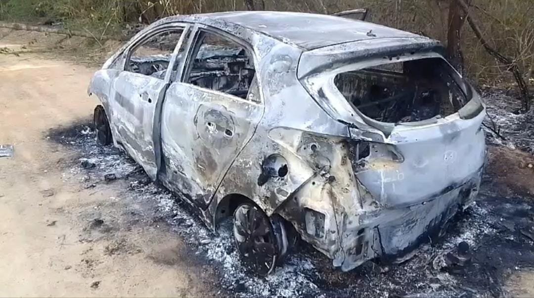 carro-carbonizado-expresidiario-corpo-sãocaetano