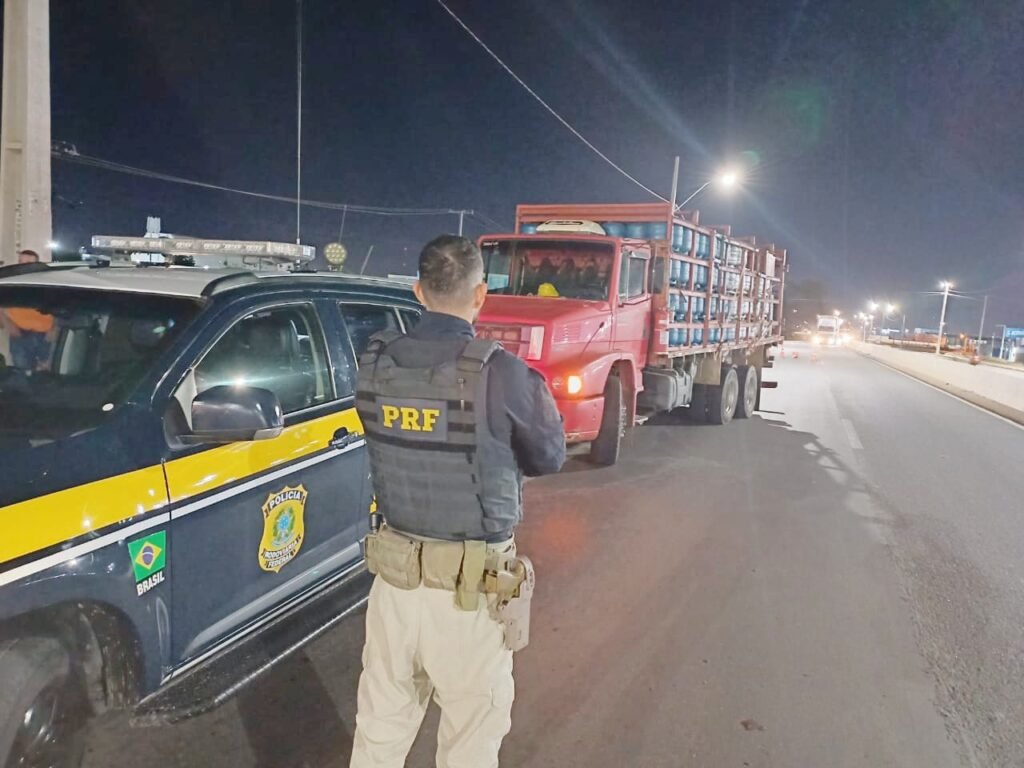 Índice do bafômetro estava acima do permitido. (Imagem: Divulgação/PRF)