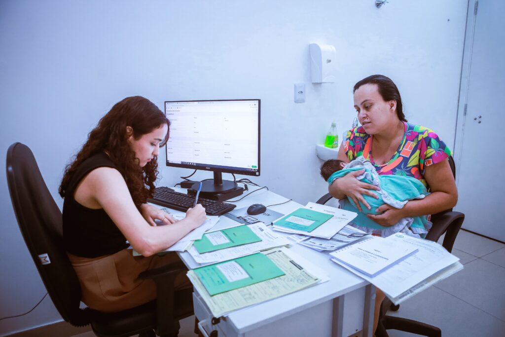 Documento facilita o acesso aos serviços municipais voltados à primeira infância. (Imagem: Divulgação/Secom/PMC)