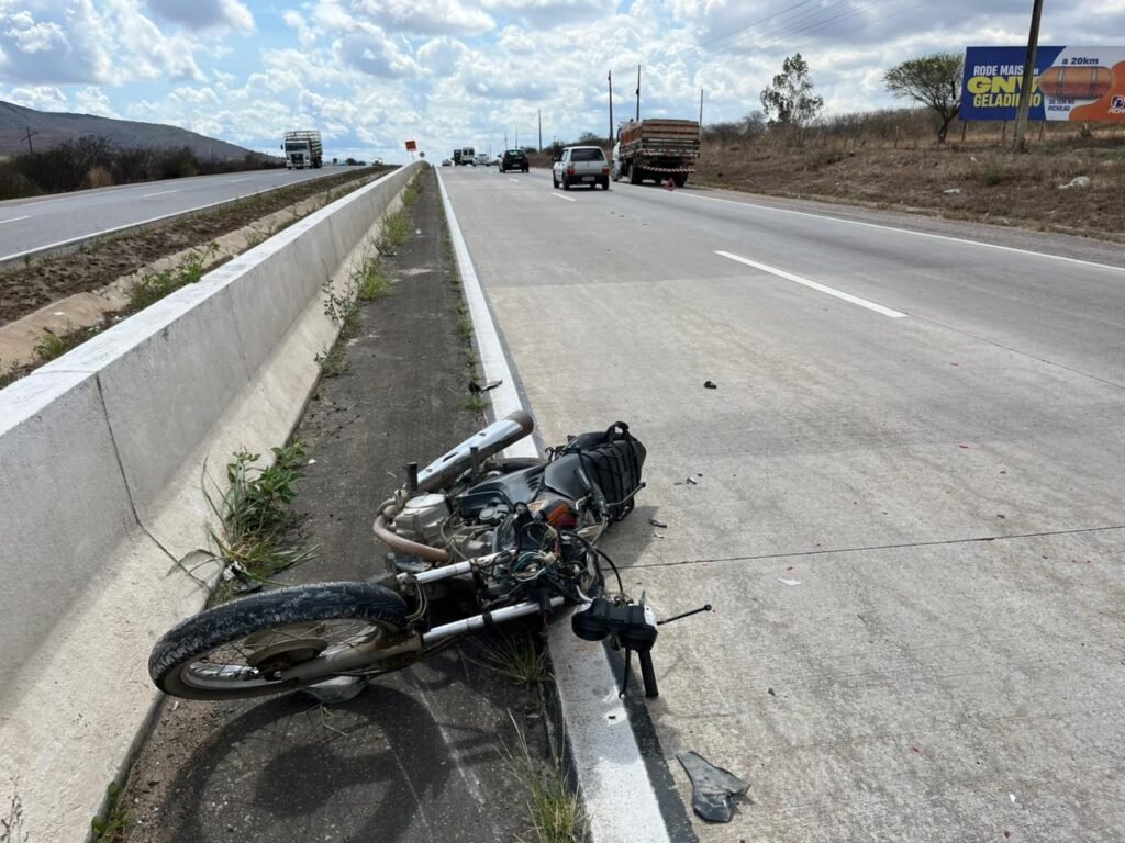 caruaru-acidente-bazerros-neto-homem