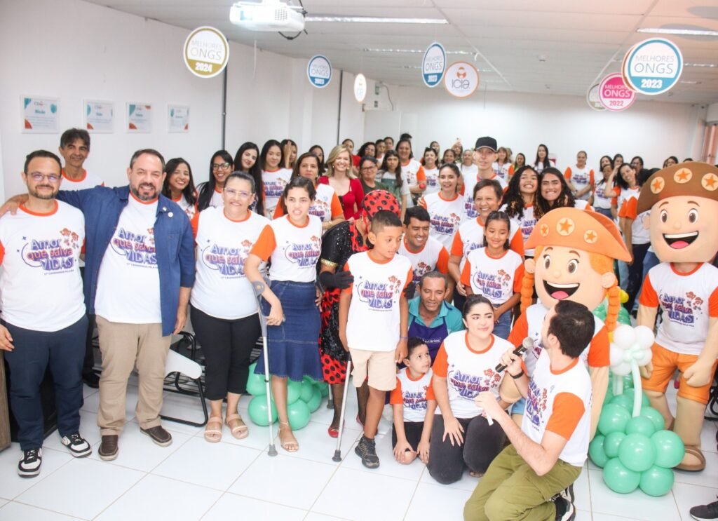 Venda de camisetas já começou. (Imagem: Juelayne Gondim)