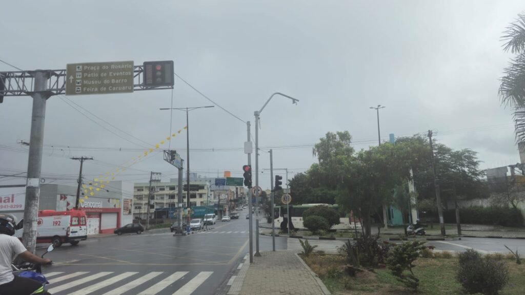 Chuvas começam nesta sexta-feira (20). (Imagem: Natália Rodrigues/Metropolitana FM Caruaru)