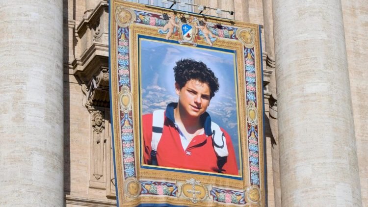 Celebração aconteceu neste domingo (07). (Imagem: Reprodução/Vatican News)