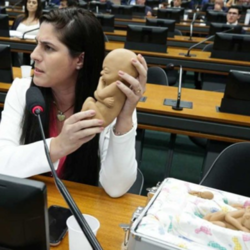 pec-aborto-ccj-aprovação-camara