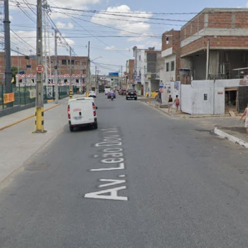 Serviço tem previsão de ser concluído até o início da noite. (Imagem: Reprodução/ Google Street View)