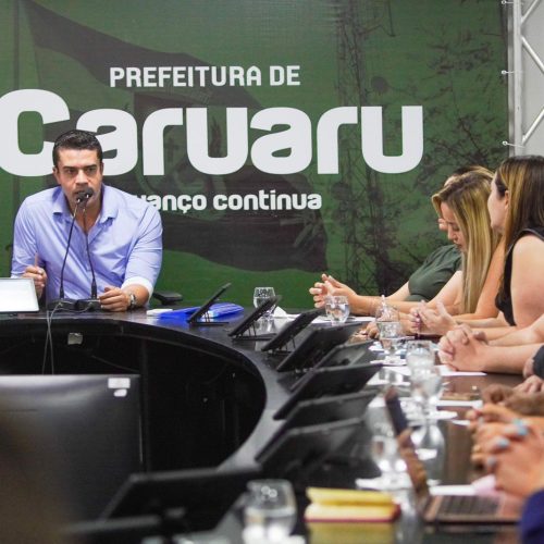 Reunião aconteceu nesta quarta-feira (9). (Imagem: Felipe Correia e Marina Castro)