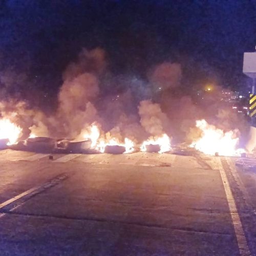 Rodovia foi liberada duas horas depois. (Imagem: Divulgação/PRF)