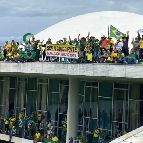 Decisão foi tomada pelo ministro Cristiano Zanin. (Imagem: Leticia Casado/UOL)