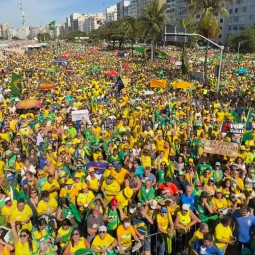 Ato foi realizado em diversos estados. (Imagem: Reprodução/Instagram)