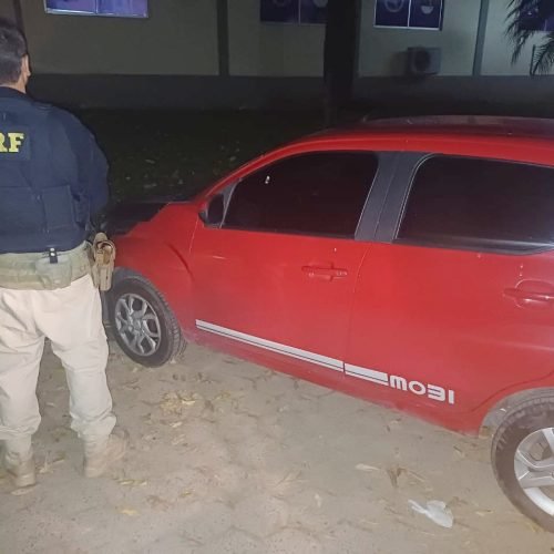 Homem foi preso em ação conjunta. (Imagem: Divulgação/PRF)