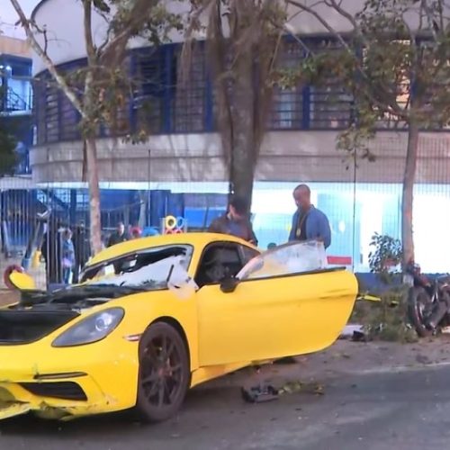 Motociclista foi socorrido, mas não resistiu. (Imagem: Reprodução/Tv Globo)