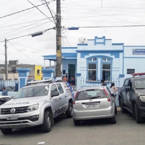 Homem induziu a criança com doces. (Imagem: Reprodução/Internet)