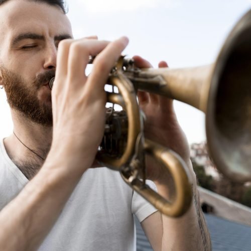 Curso inicia próxima sexta-feira (10). (Imagem: Reprodução/Freepik)