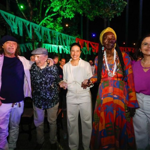 Homenageados do Carnaval de Pernambuco 2024. (Imagem: Miva Filho/Secom)