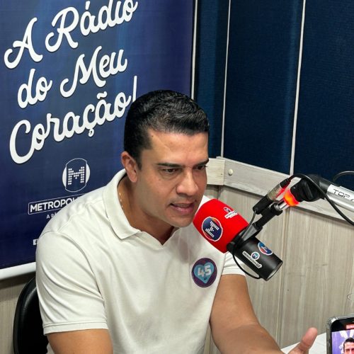 Candidato foi o segundo convidado da série de entrevistas. (Imagem: Wesley Souza/Metropolitana FM Caruaru)